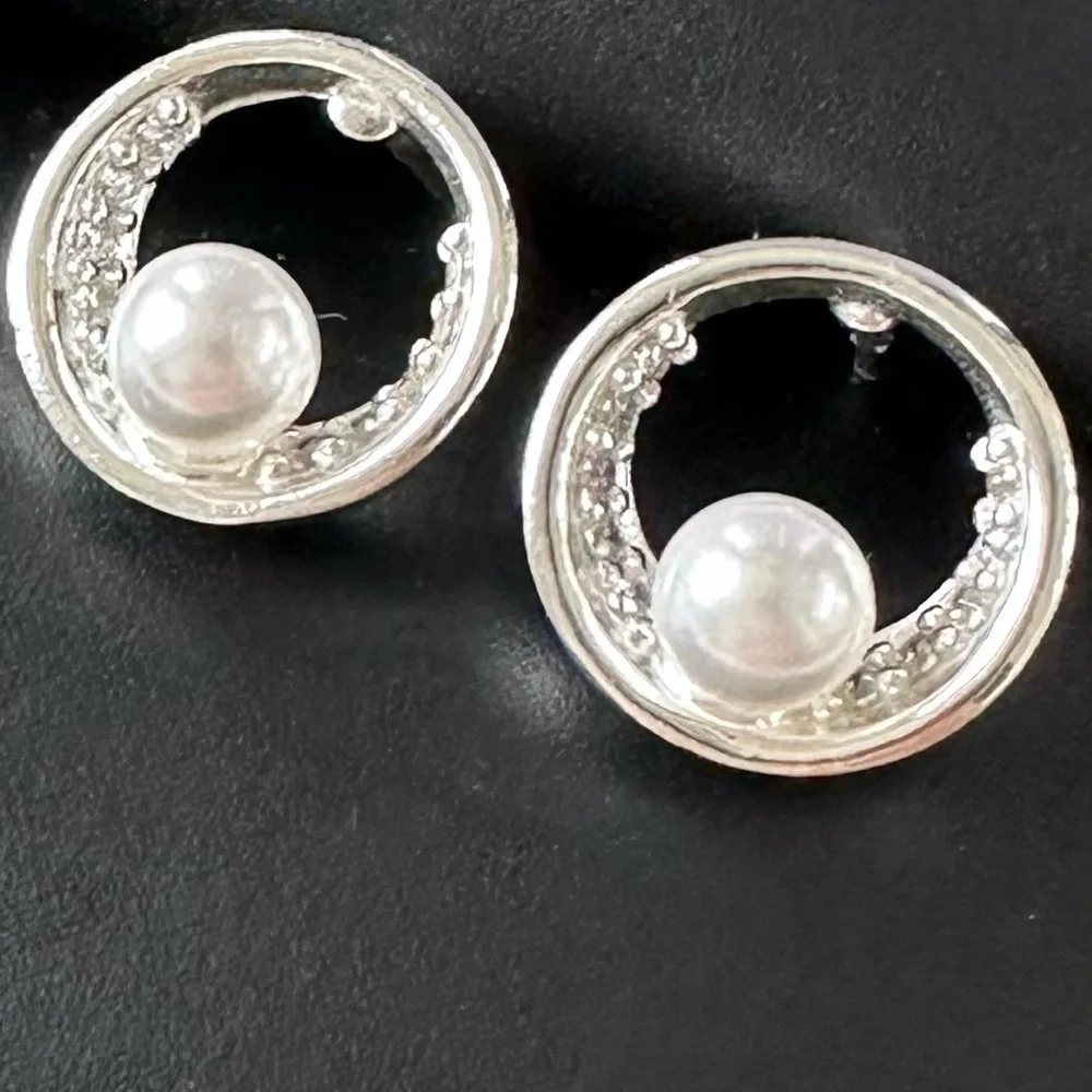 Sterling Silver Pearl Stud Earrings